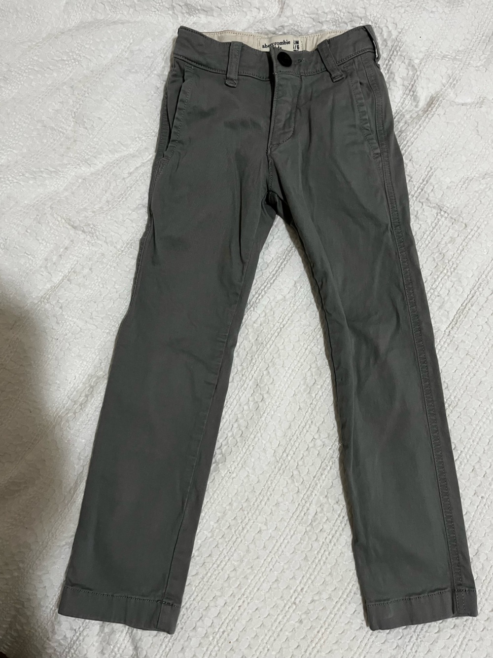abercrombie kids Gray Chino Pants Cotton Boys Sz Slim 5 / 6
